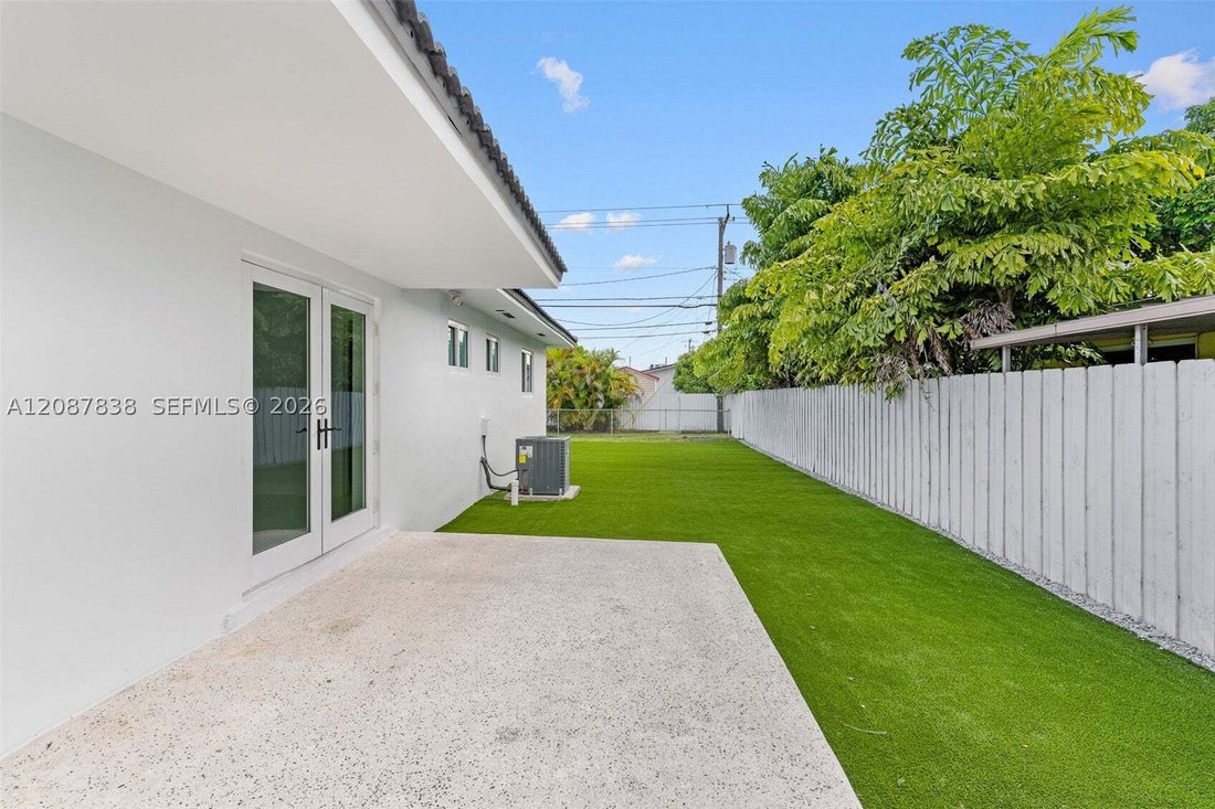 House in Miami, Florida, United States 5 - 18868882
