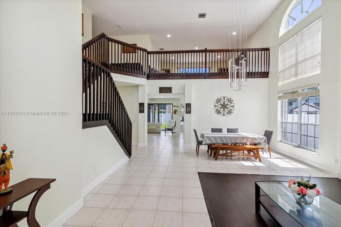 Casa a Miramar, Florida, Stati Uniti 3 - 18868890