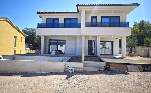 House in Malinska, Primorje-Gorski Kotar County, Croatia 1