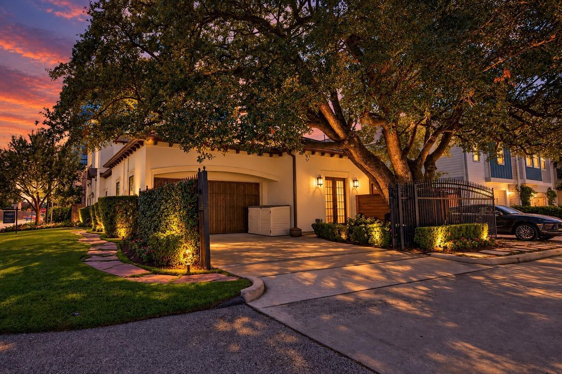 House in Houston, Texas, United States 3 - 18736327