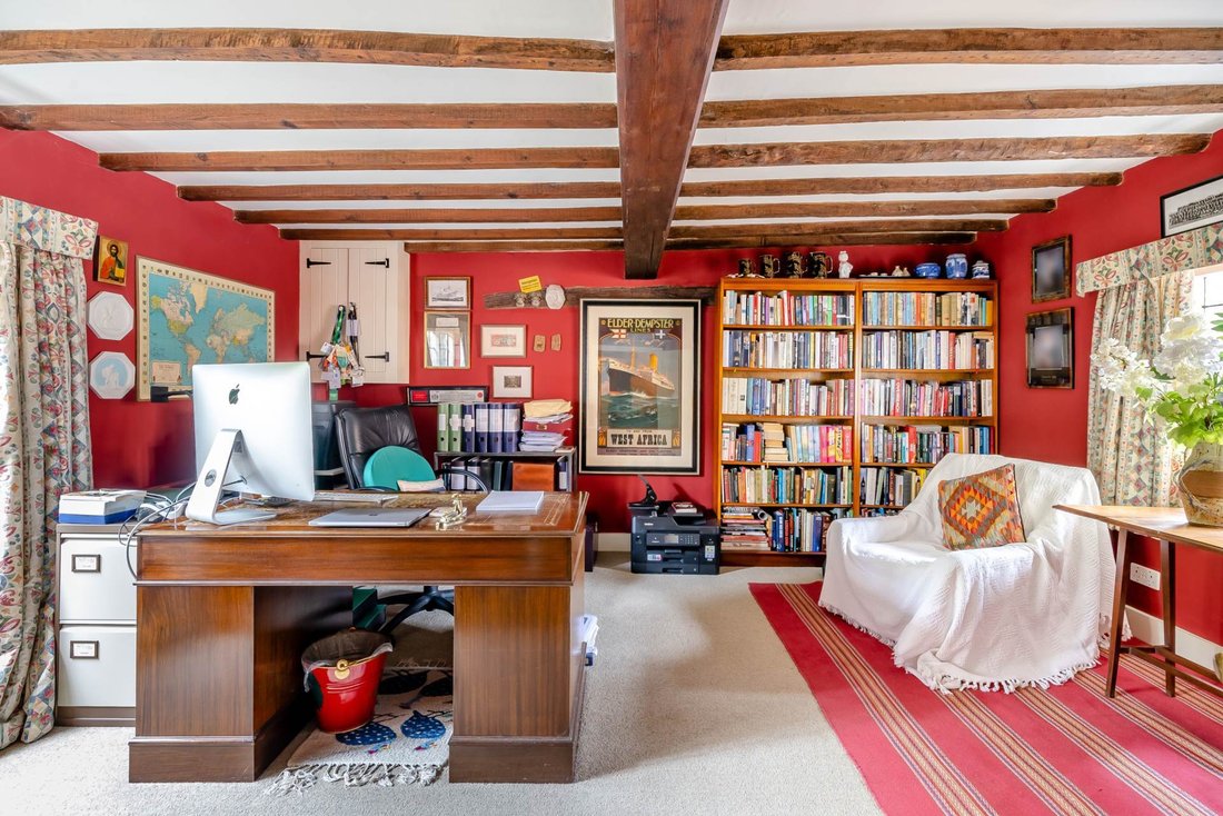 Farm Ranch in Cublington, England 5 - 18868915