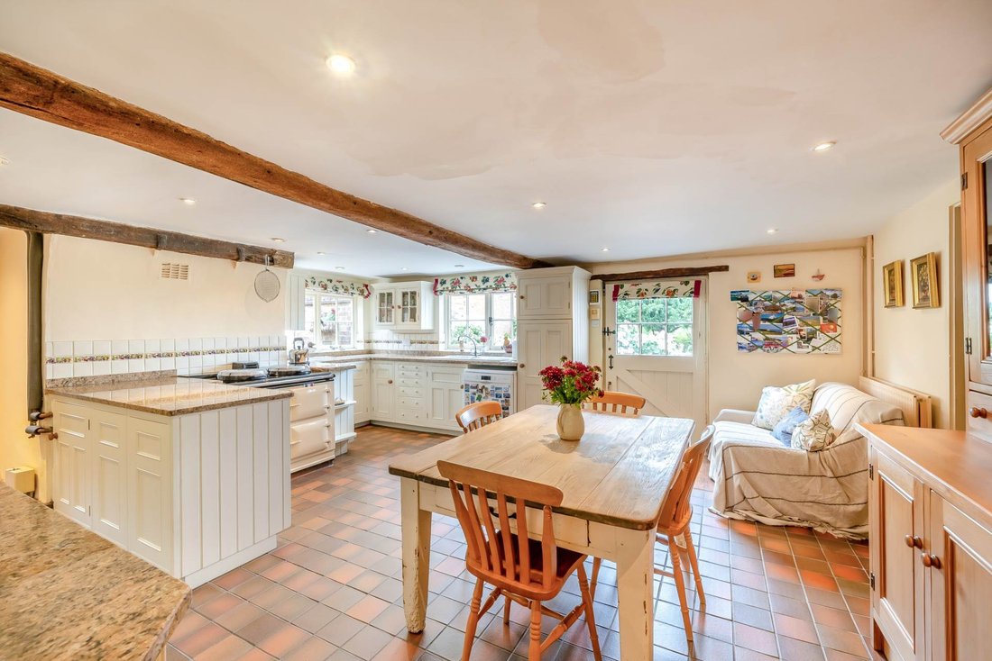 Farm Ranch in Cublington, England 3 - 18868915