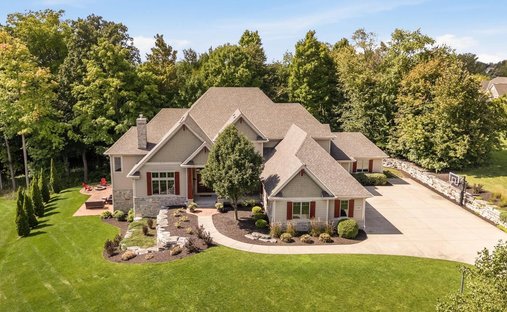 House in Brookfield, Wisconsin, United States 1
