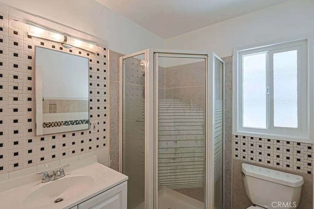 Condo in Garden Grove, California, United States 5 - 18869083