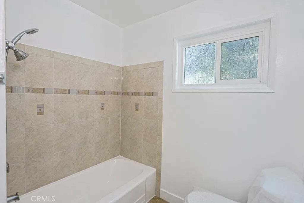 Condo in Garden Grove, California, United States 3 - 18869083