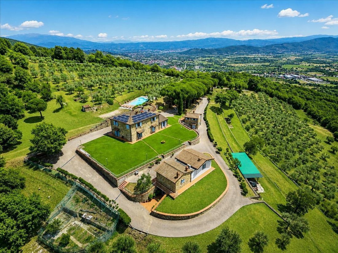 Country House in Civitella In Val di Chiana, Tuscany, Italy 1 - 18869342
