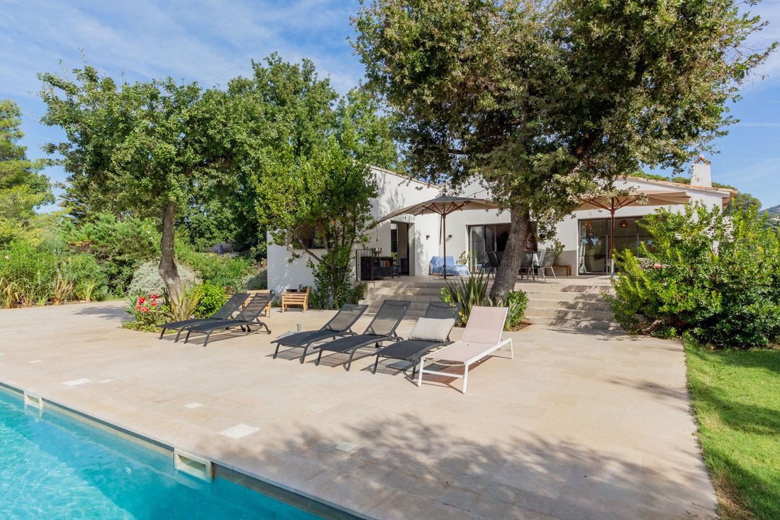 Villa in Grimaud, Provence-Alpes-Côte d'Azur, Frankreich 2 - 18869456