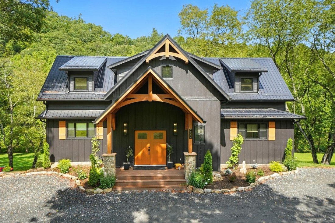 Casa en Lansing, Carolina del Norte, Estados Unidos 1 - 18869540