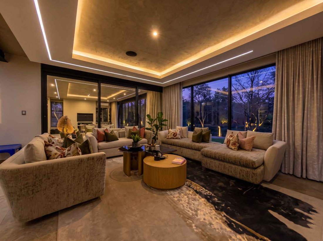 House in Halfway House Estate, Gauteng, South Africa 4 - 18869310