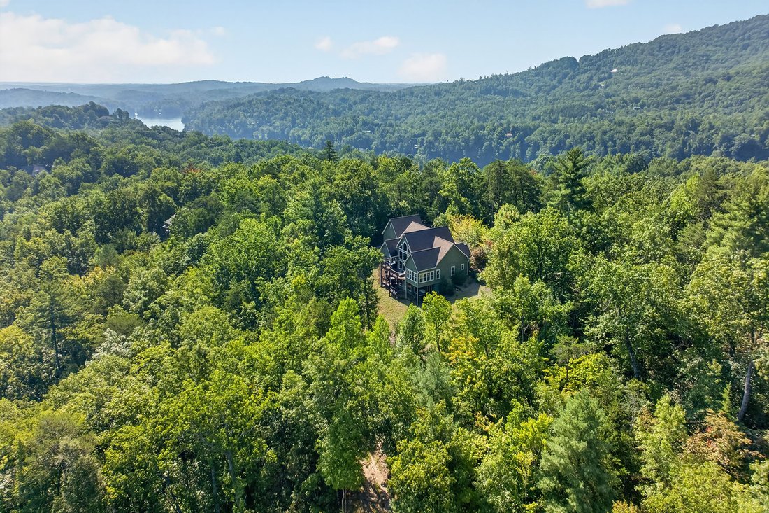 Maison à Lake Lure, Caroline du Nord, États-Unis 2 - 18869544