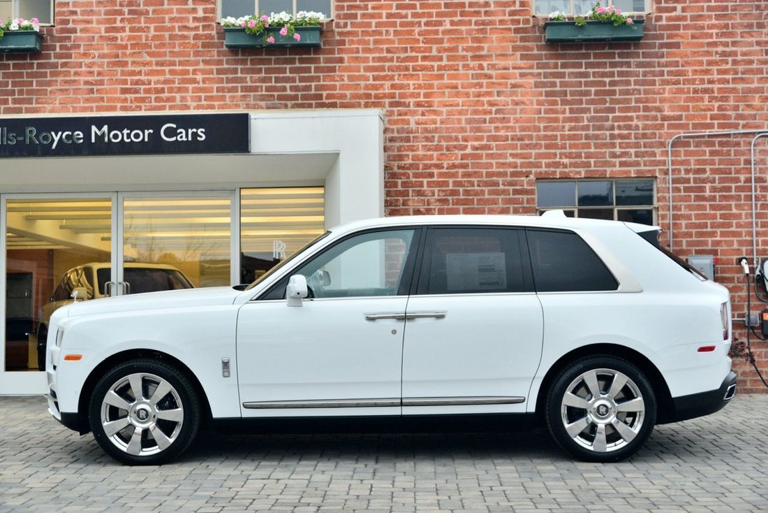 Suv in Beverly Hills, CA, United States 3 - 18869649
