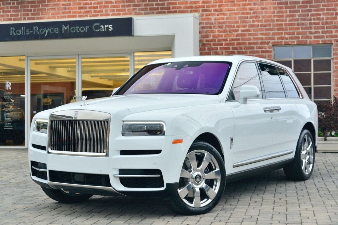 Suv in Beverly Hills, CA, United States 1 - 18869649