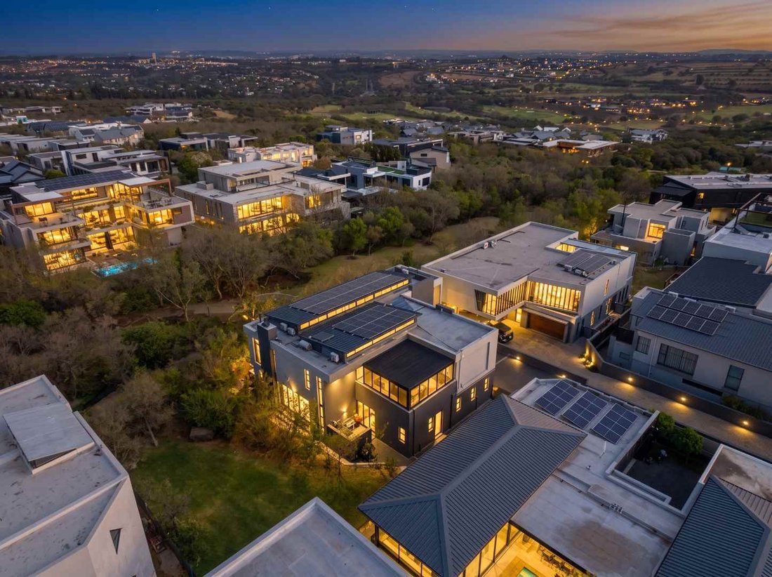 House in Halfway House Estate, Gauteng, South Africa 3 - 18869310