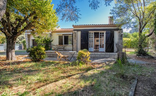 House in Saint-Cyr-sur-Mer, Provence-Alpes-Côte d'Azur, France 1