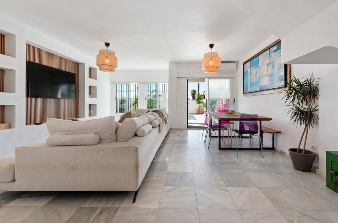 Villa a Marbella, Andalusia, Spagna 3 - 18869670