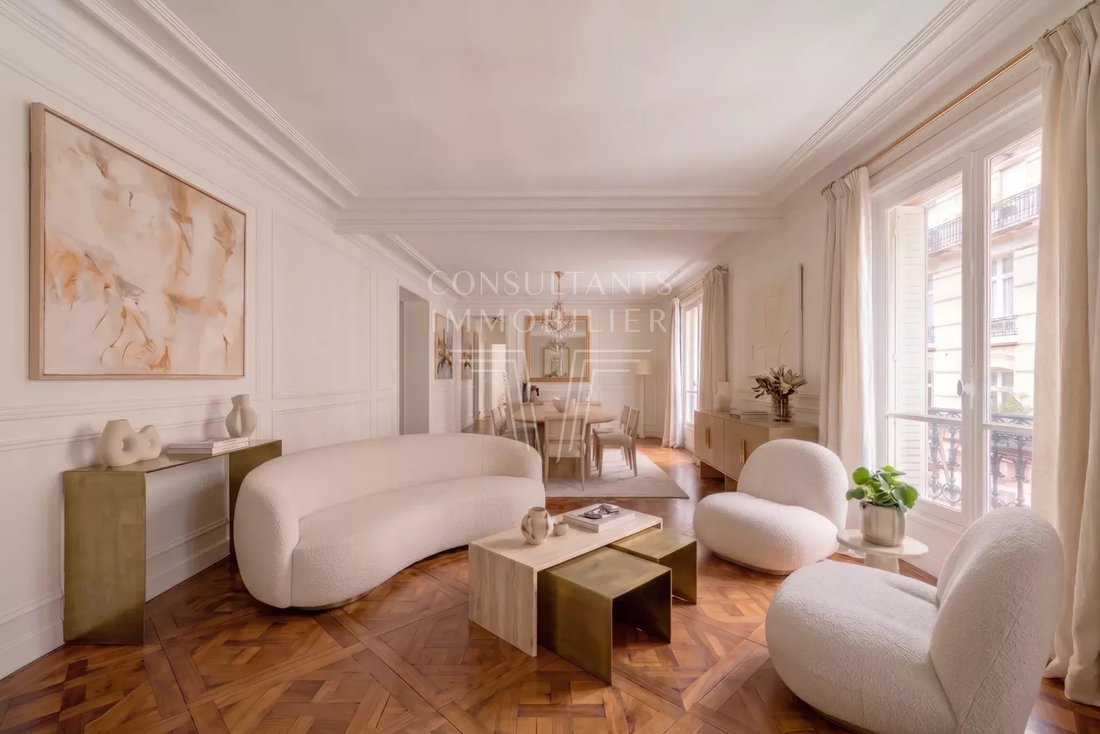 Apartment in Muette Nord, Paris 16e Arrondissement, Paris 1 - 18317971