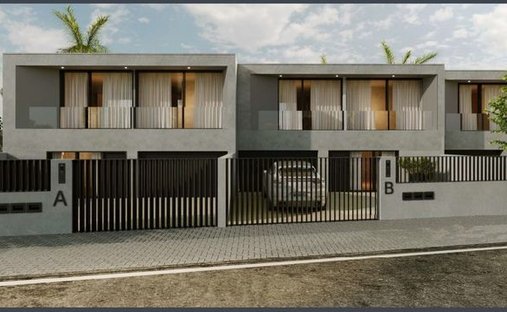 House in Ribeira Grande (Conceicao), Azores, Portugal 1