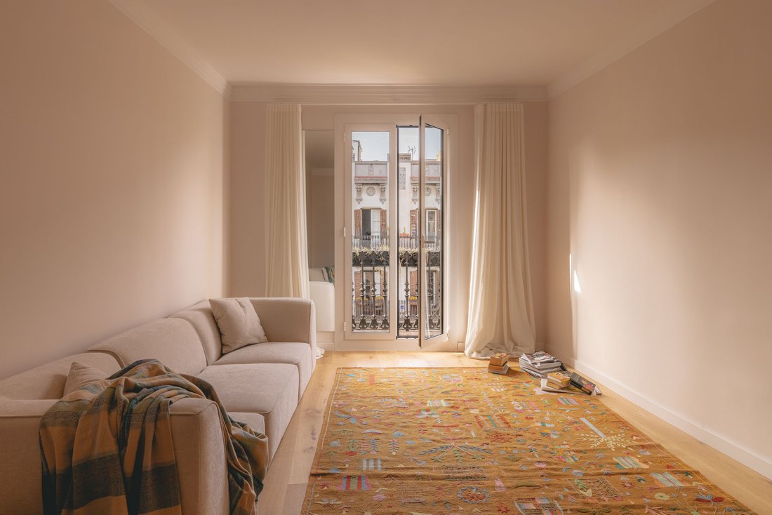 Apartment in Eixample, Barcelona, Spain 1 - 18870058