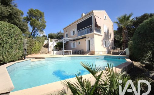 Maison à Six-Fours-les-Plages, Provence-Alpes-Côte d'Azur, France 1