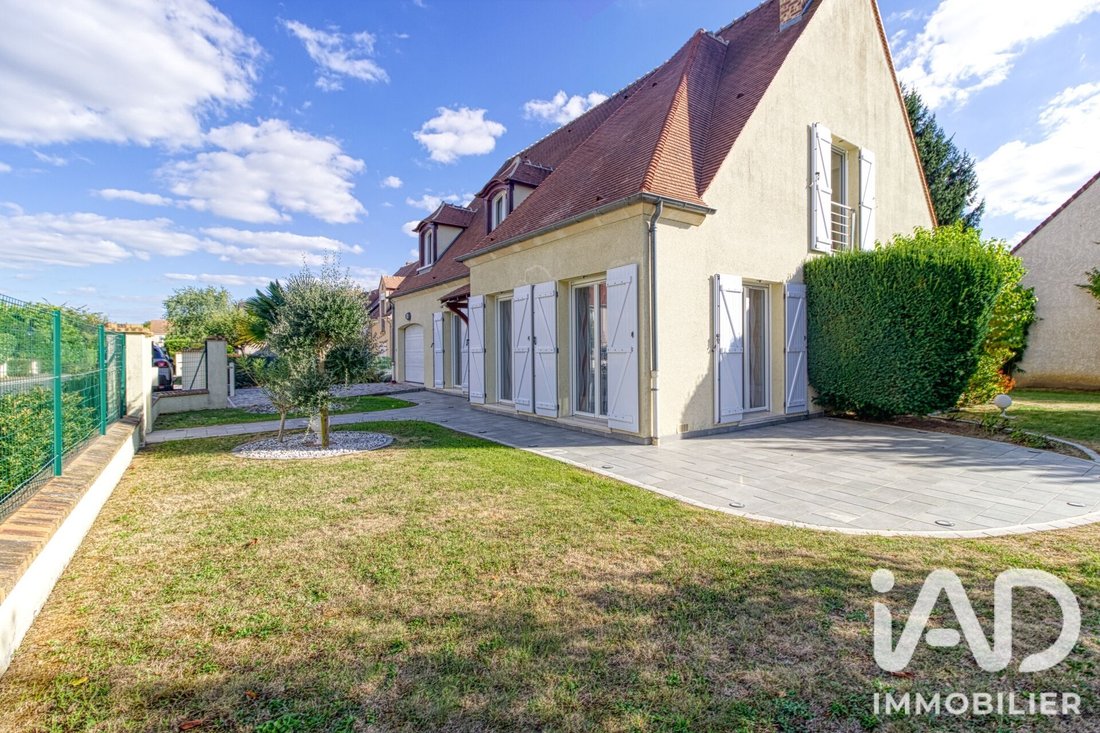 Casa en San Prix Centre, Saint-Prix, Francia 3 - 18262299