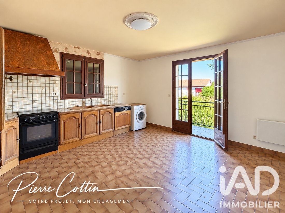 Maison à Saint-Priest, Auvergne-Rhône-Alpes, France 5 - 18852049