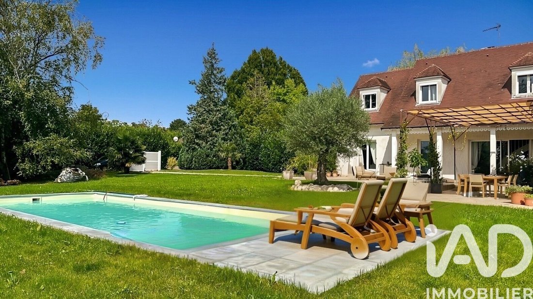 Maison à Santeny, Île-de-France, France 1 - 18872255