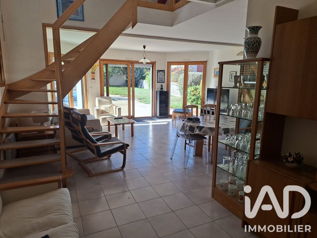 House in France 4 - 18871959