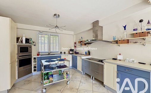 Maison à Collobrières, Provence-Alpes-Côte d'Azur, France 1