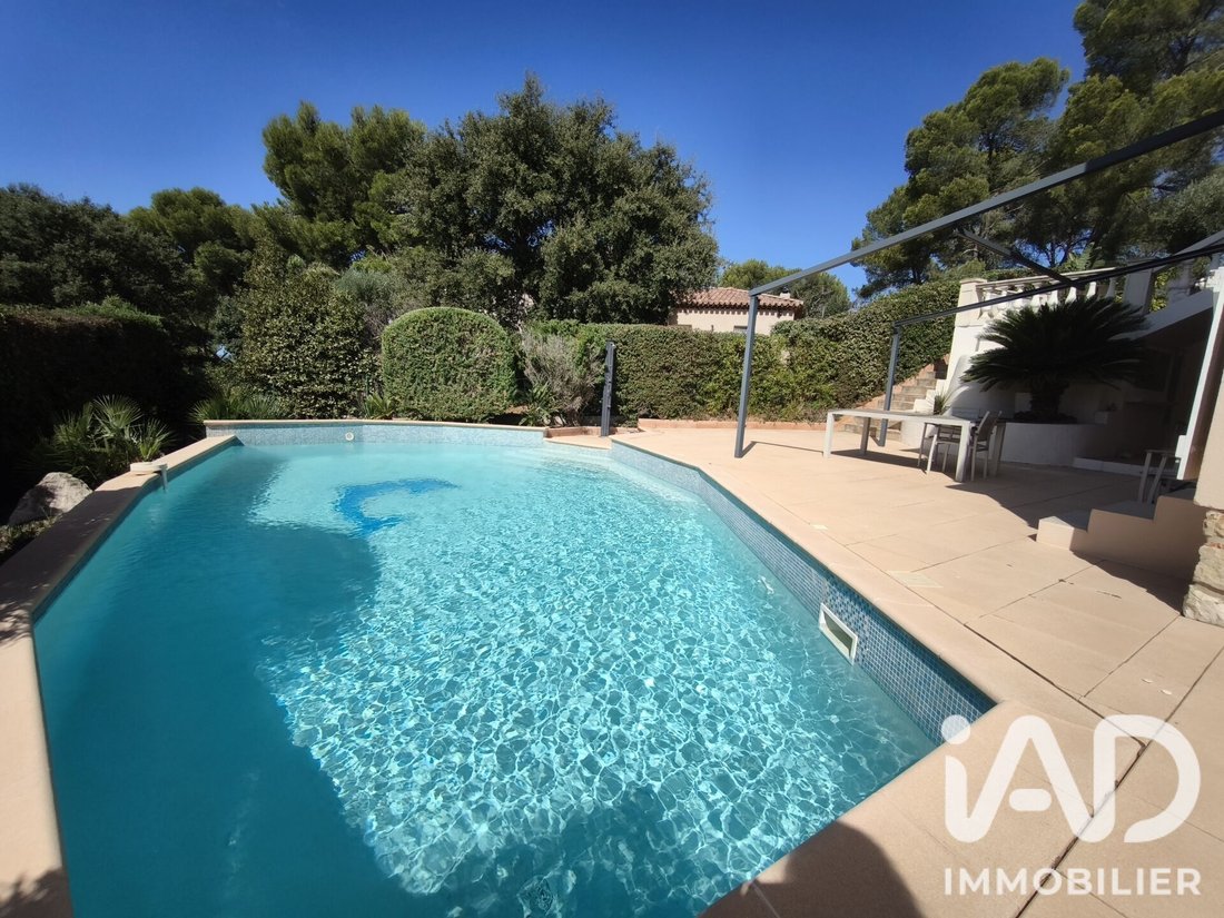 House in Six-Fours-les-Plages, Provence-Alpes-Côte d'Azur, France 4 - 18872203