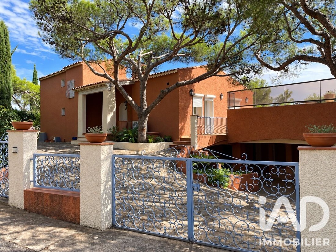 Haus in Bandol, Provence-Alpes-Côte d'Azur, Frankreich 1 - 18414184