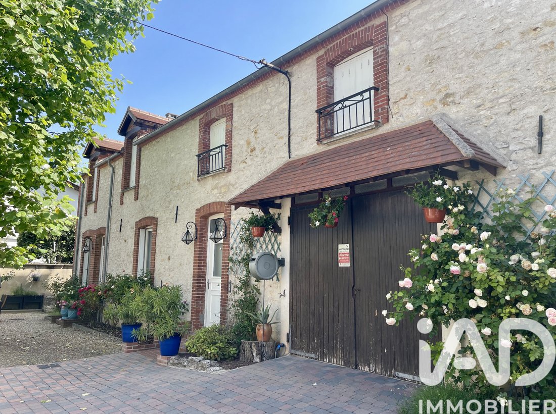 House in Montereau-Fault-Yonne, Ile-de-France, France 1 - 18120200