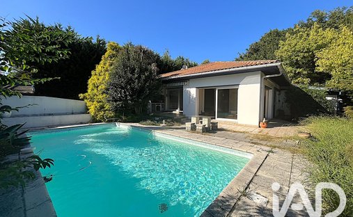 Haus in Bourg Kechiloa, Urrugne, Frankreich 1