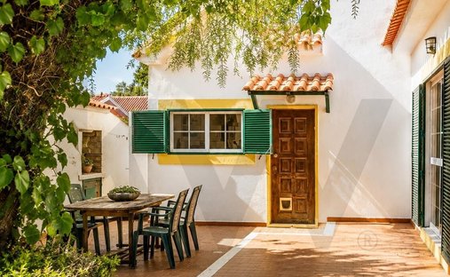 Townhouse in Alcabideche, Lisbon, Portugal 1