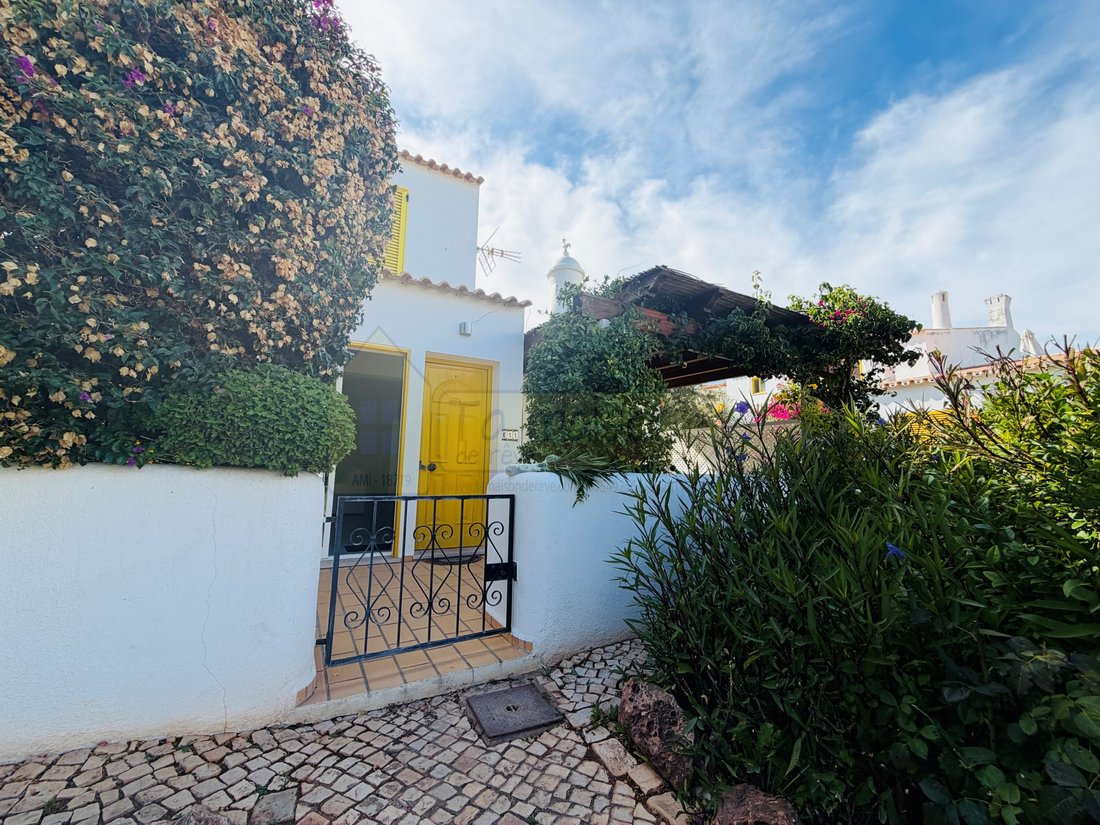 House in Vilamoura, Quarteira, Algarve 3 - 18869749