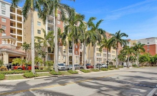 Appartement à Golden Beach, Floride, États-Unis 1