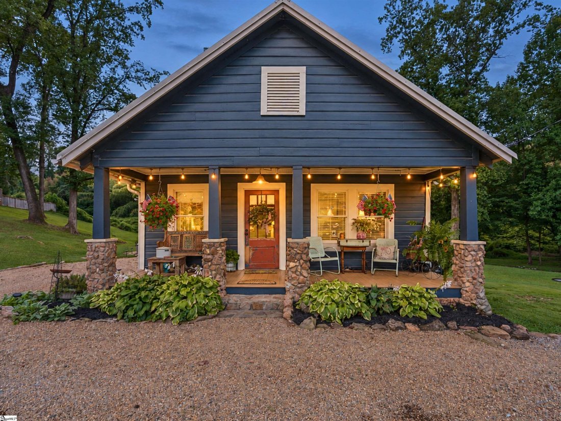 House in Landrum, South Carolina, United States 2 - 18869879