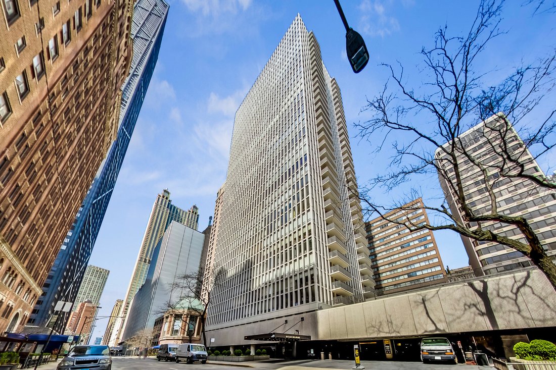 Condo in Chicago, Illinois, United States 1 - 18869882
