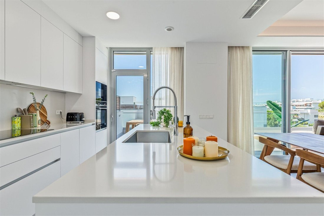 Penthouse in Marbella, Andalusien, Spanien 3 - 18869806