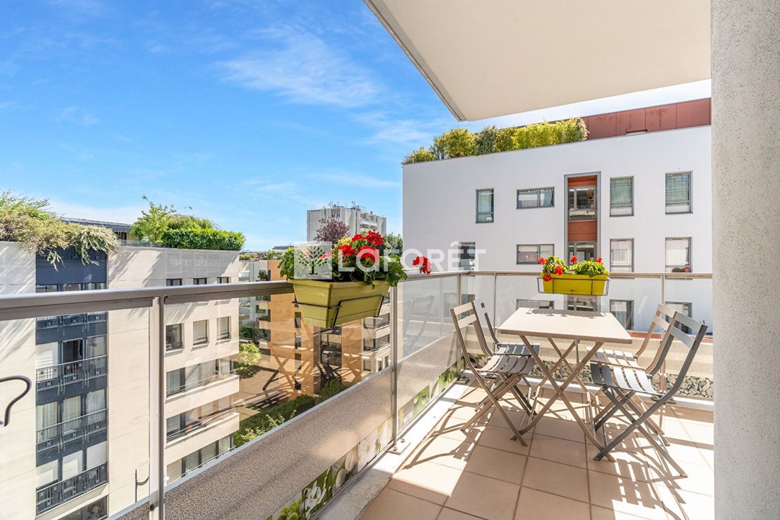 Apartment in La Fourche-Guy Môquet, Paris 17e Arrondissement, Paris 1 - 18201878