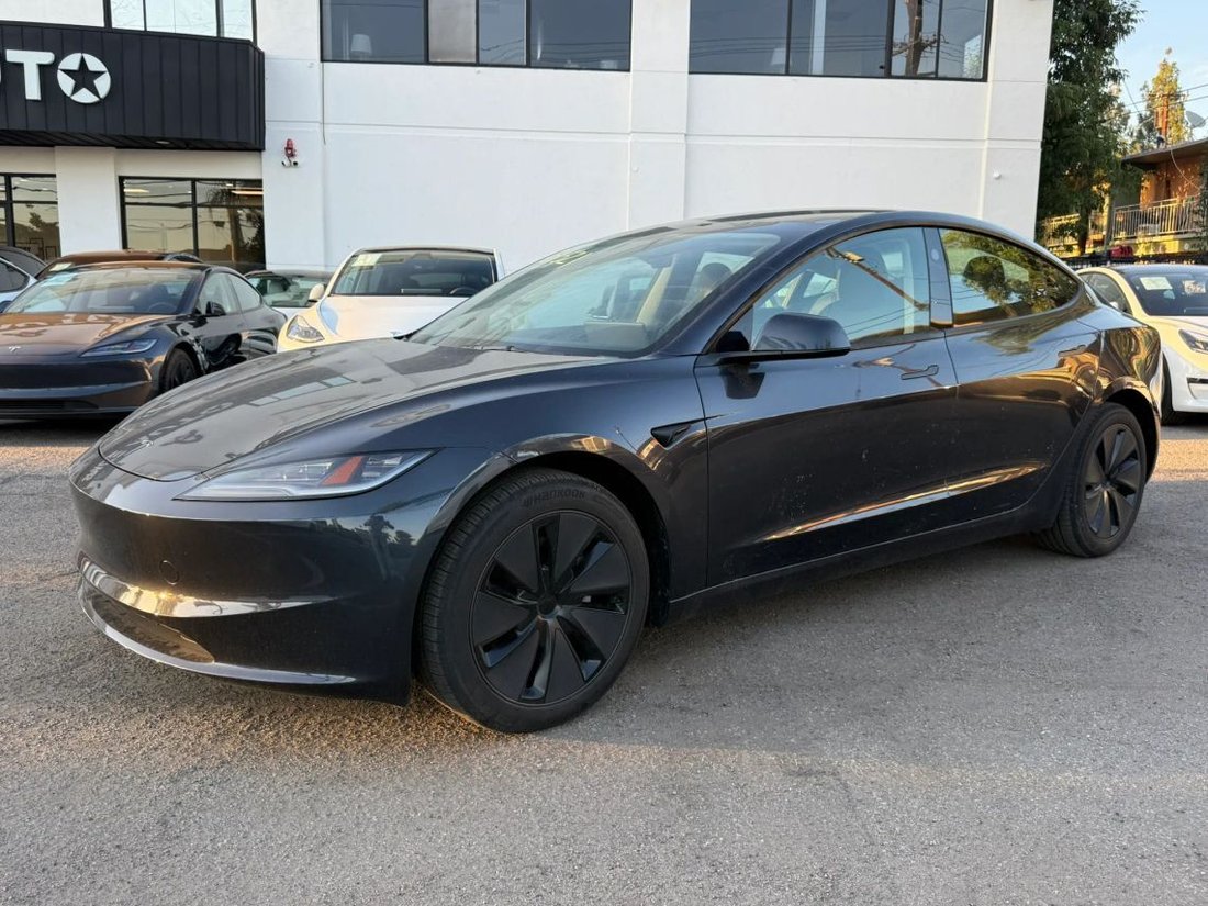 Sedan in Azusa, CA, United States 3 - 18870053