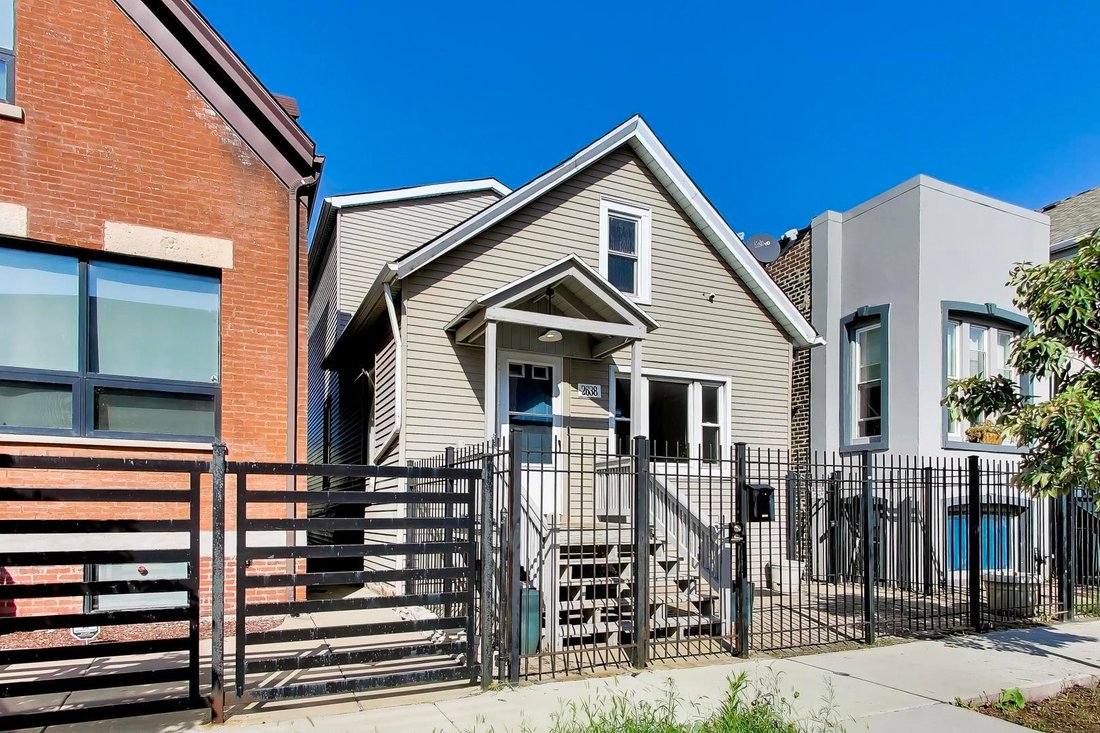 House in Chicago, Illinois, United States 1 - 18869822