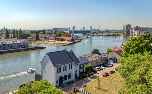 Villa à Capelle aan den IJssel, Hollande-Méridionale, Pays-Bas 1