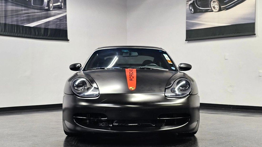 Coupe in San Diego, CA, United States 2 - 18870186