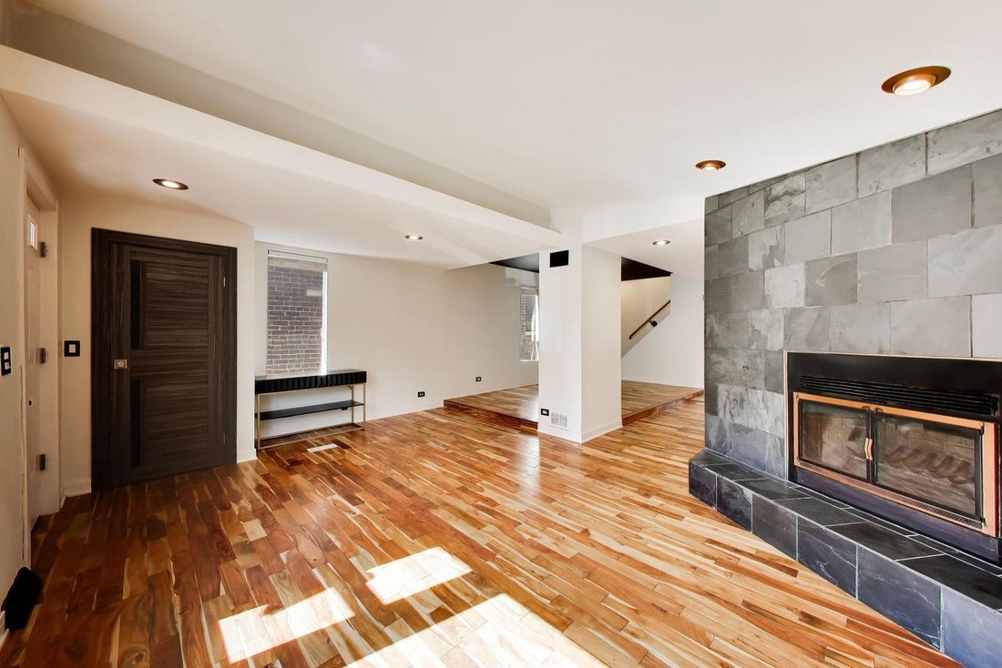 House in Chicago, Illinois, United States 2 - 18869822