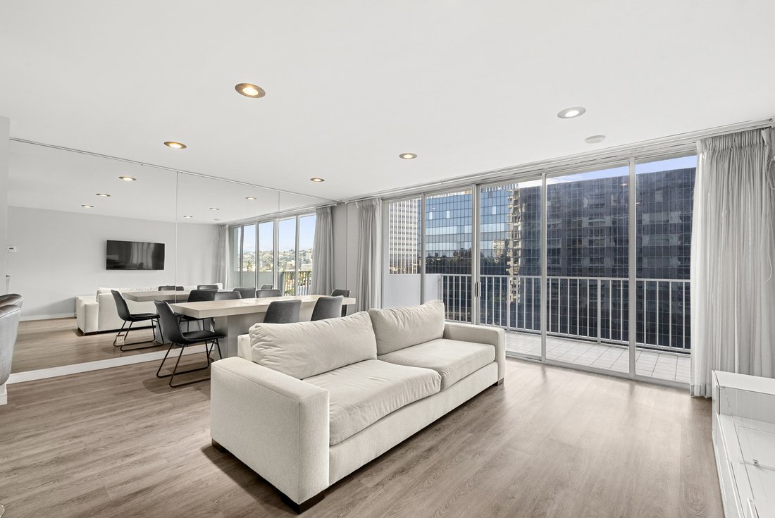 Condo in Los Angeles, California, United States 3 - 18870225