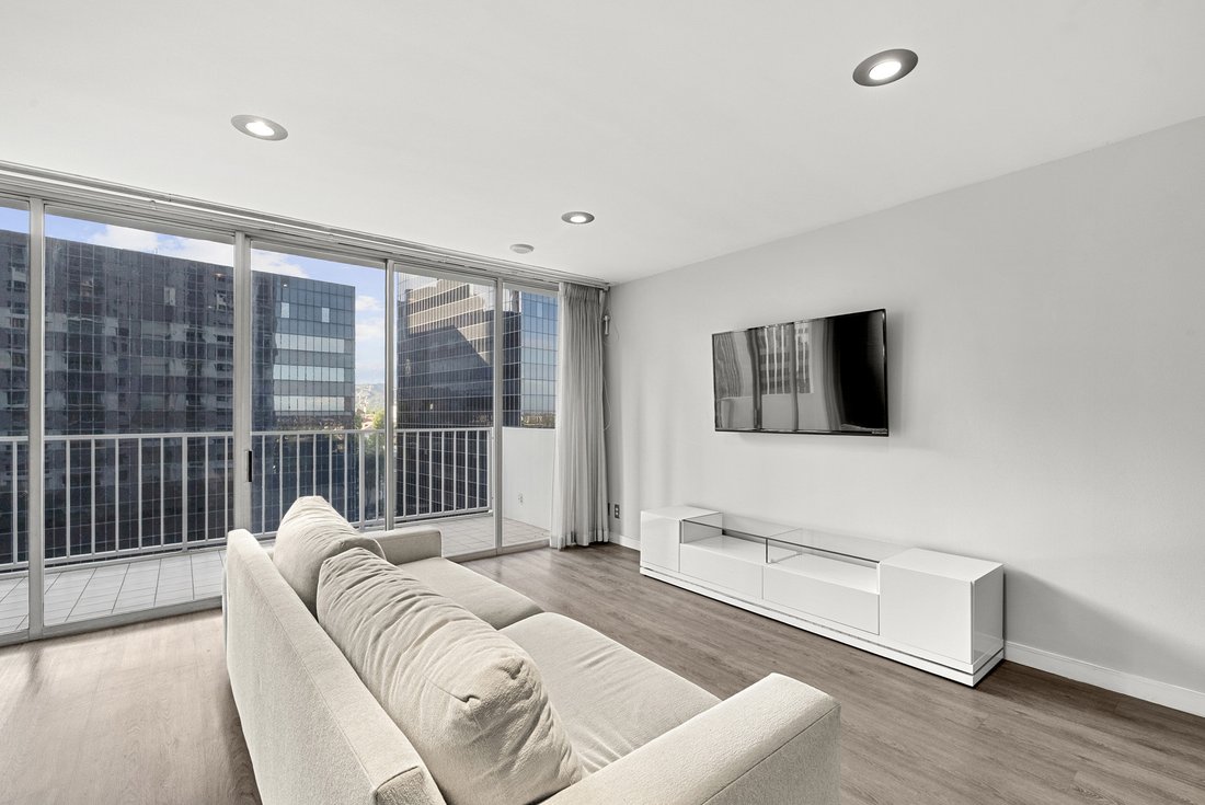 Condo in Los Angeles, California, United States 5 - 18870225