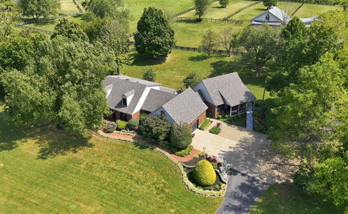 House in Simpsonville, Kentucky, United States 1