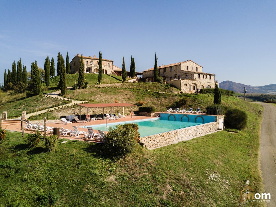 Farm Ranch in Volterra, Toskana, Italien 1 - 18871881