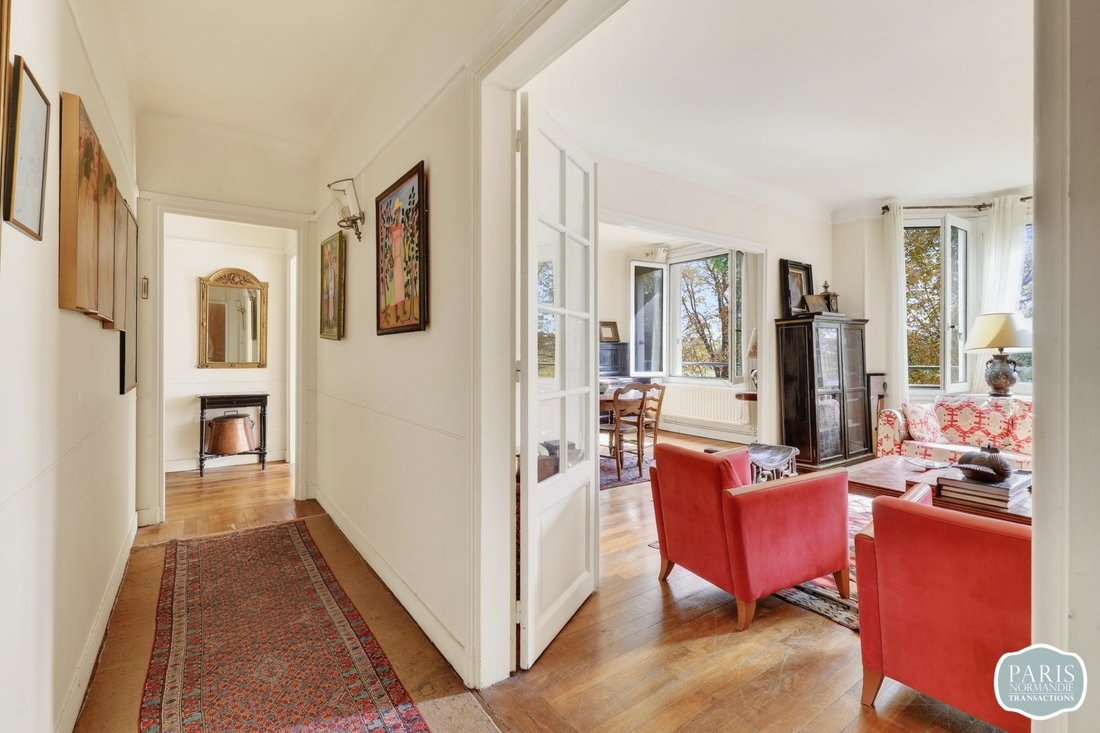 Apartment in Plateau Ouest, Suresnes, France 5 - 18874982