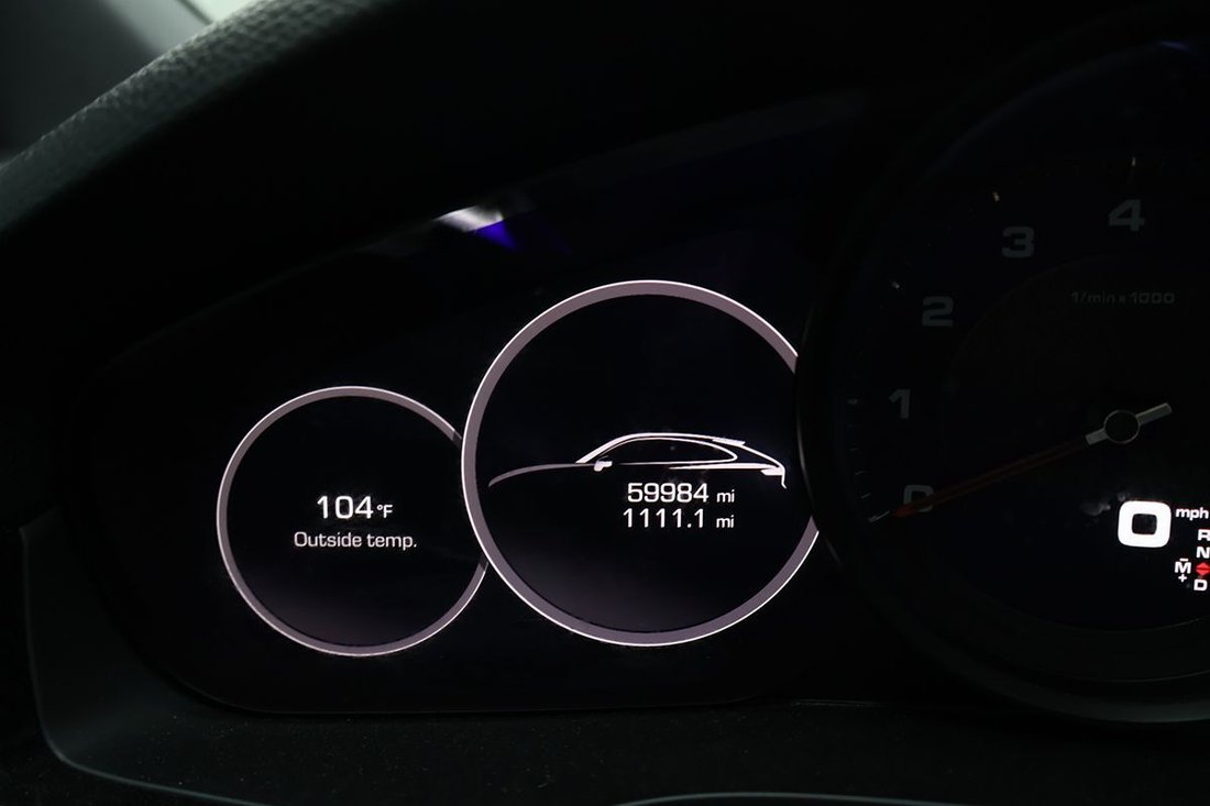 Suv in Dallas, TX, United States 5 - 18871824